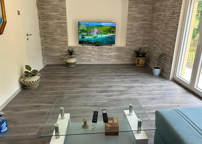 Kosmaj Ruza Vetrova 아파트 Sopot